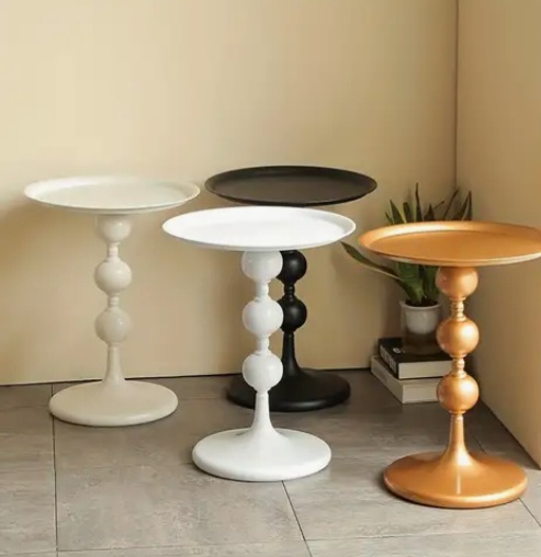 Bijzettafel met leuk design in diverse kleuren